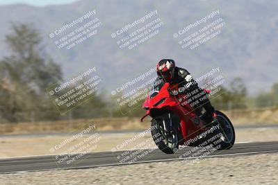 media/Dec-01-2025-Moto Forza (Mon) [[2daa91e15f]]/1-Advanced Group/Session 3 Turn 3 Exit Bump Pans/